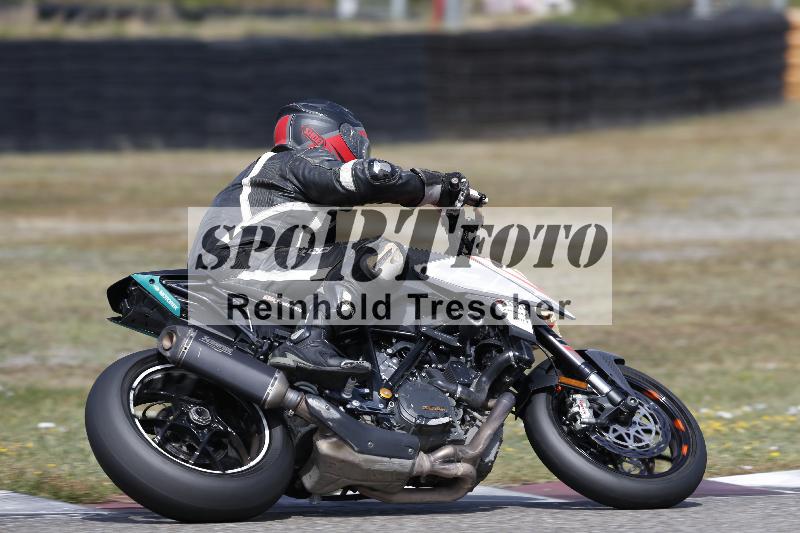 /37 09.08.2026  Pluess Motosport ADR/Einsteiger/439